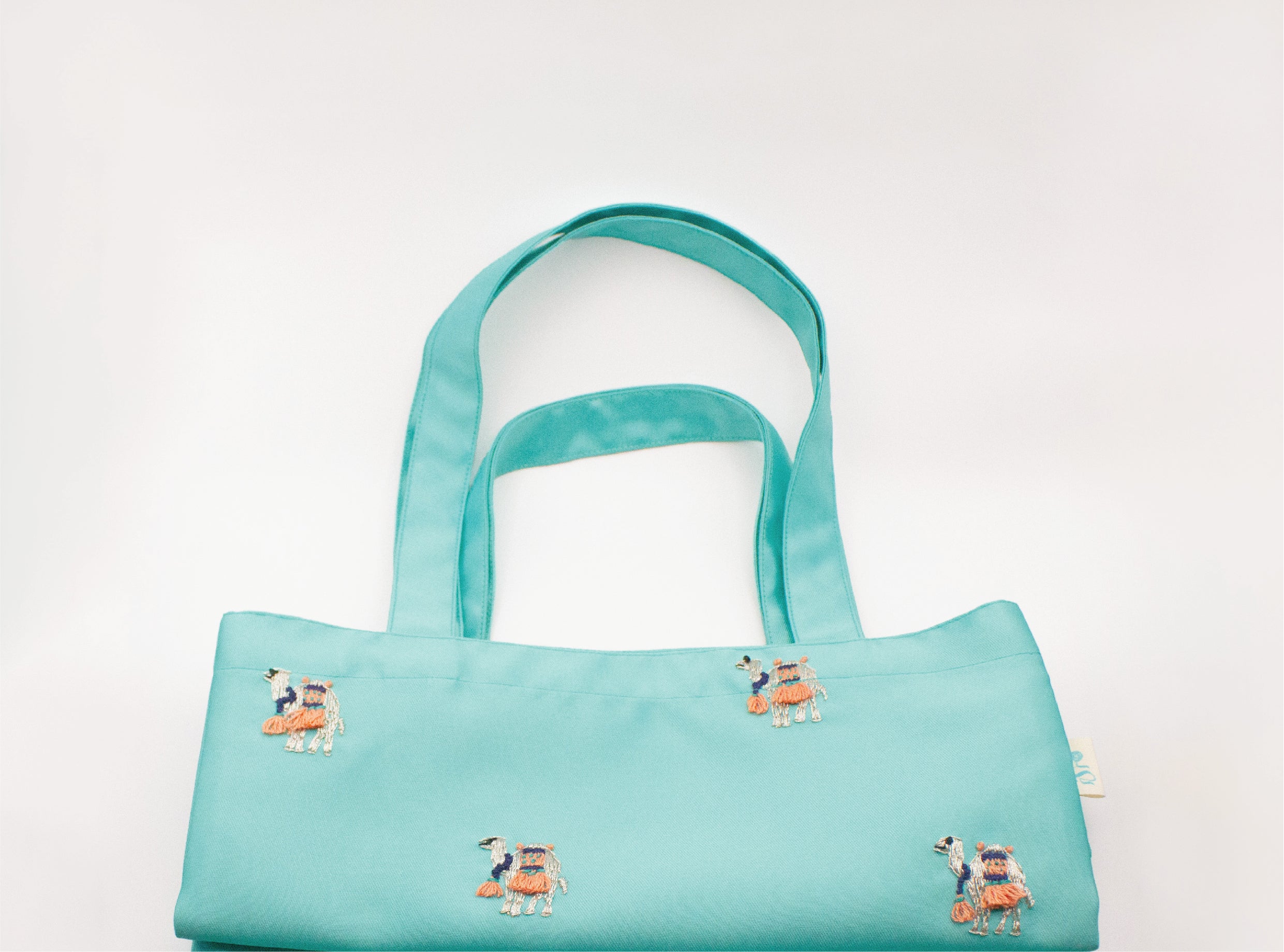 Hand-Embroidered Totebag - Camel Motif