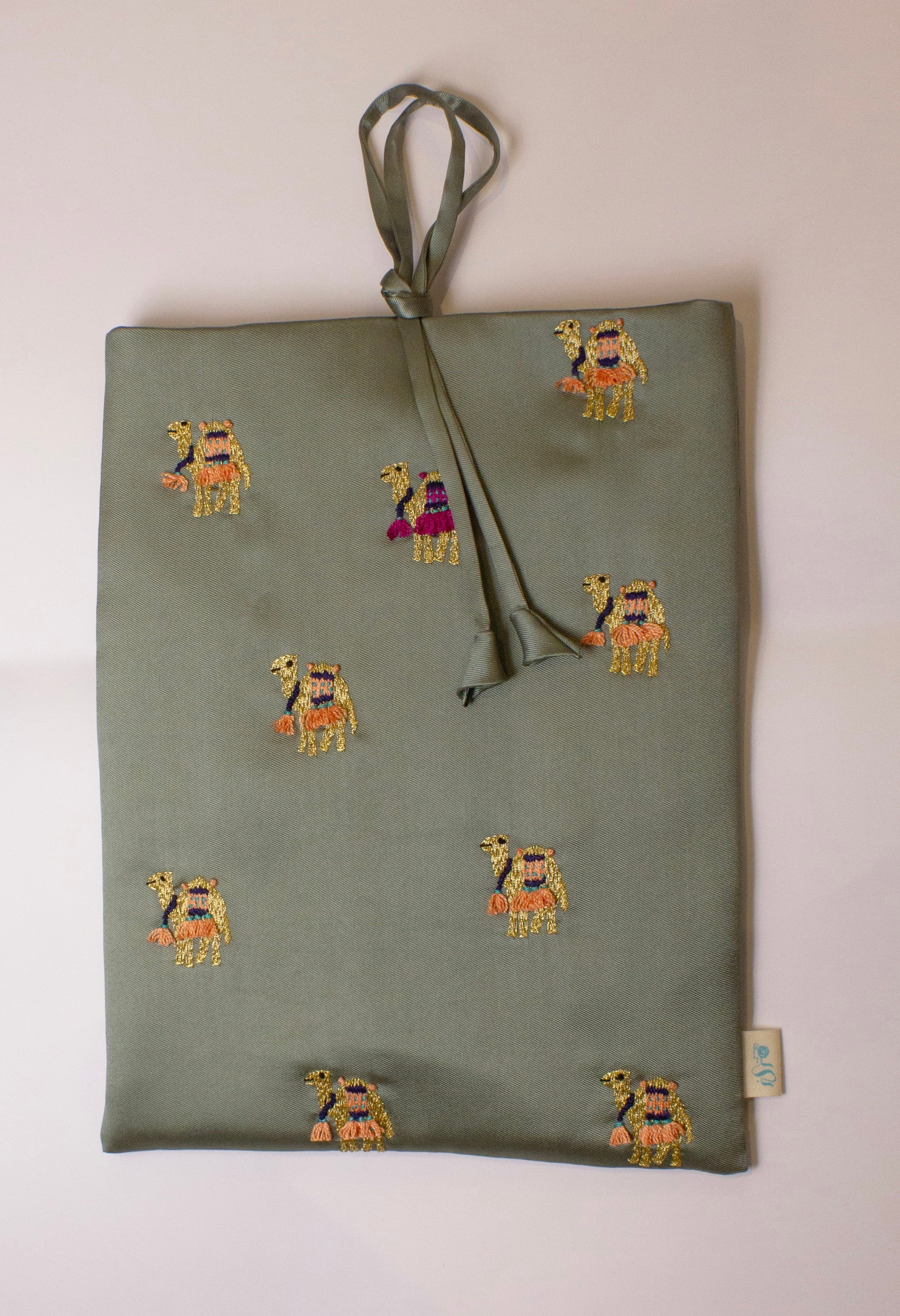 Laptop Case - Camel Motif