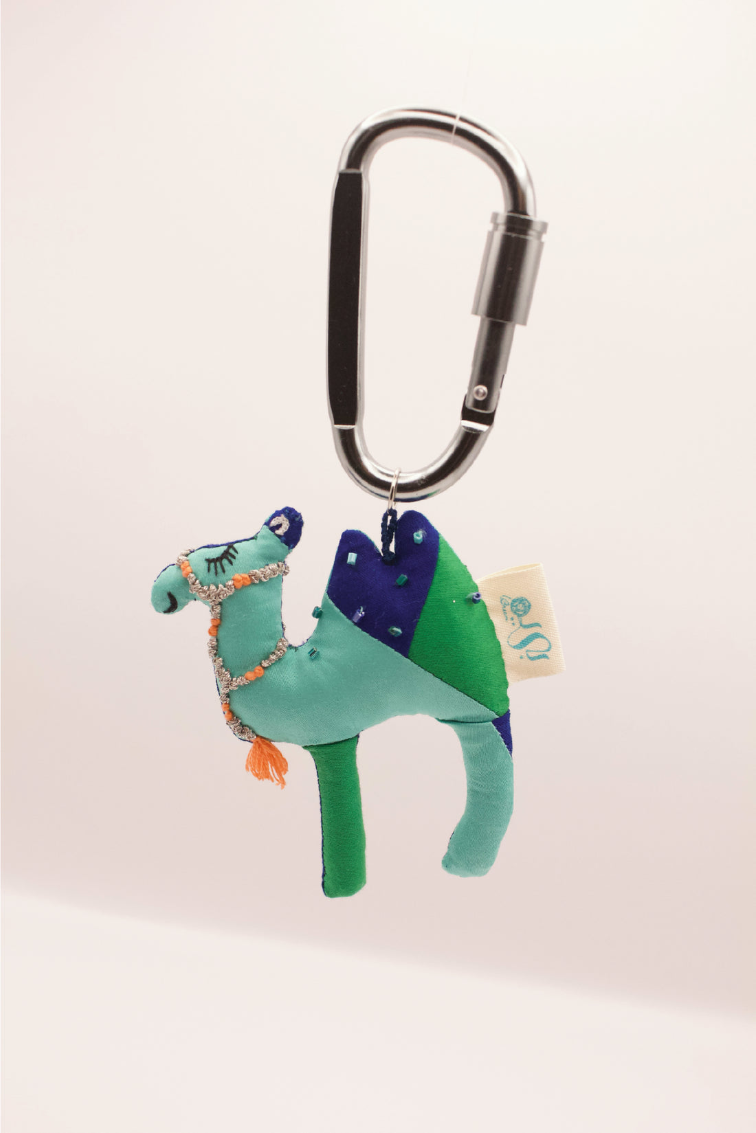 قلادات الجمل