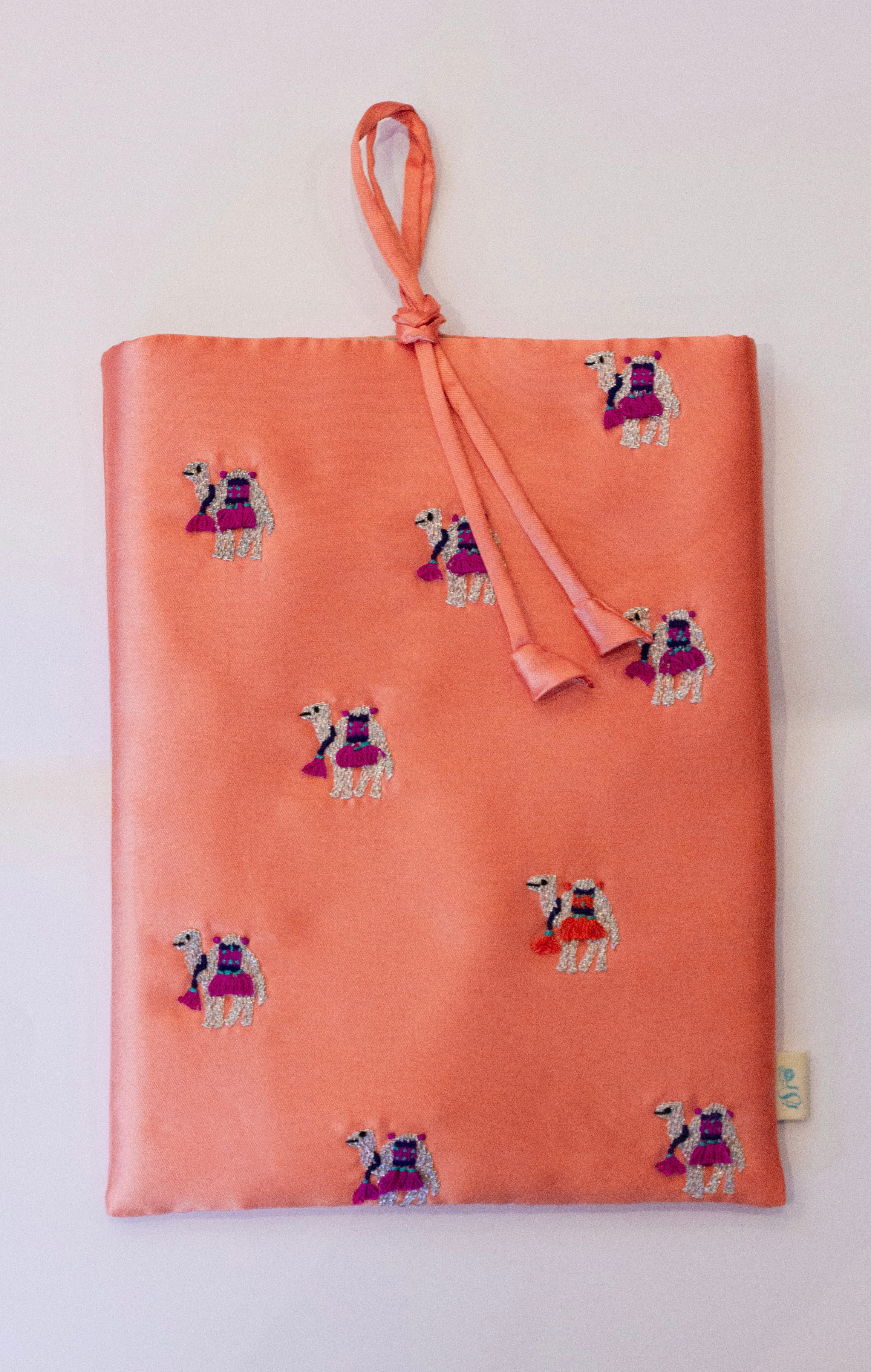 Laptop Case - Camel Motif