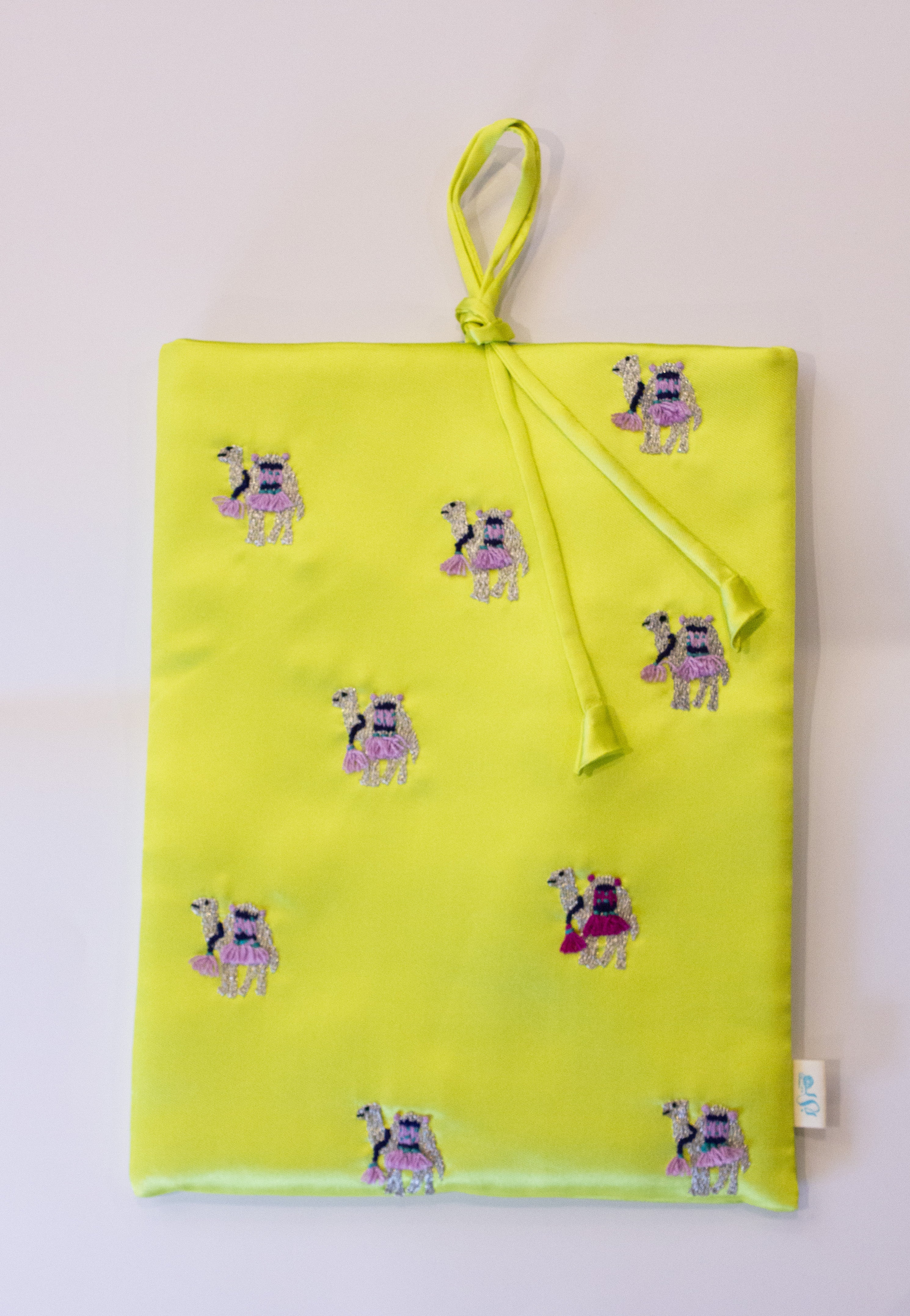 Laptop Case - Camel Motif